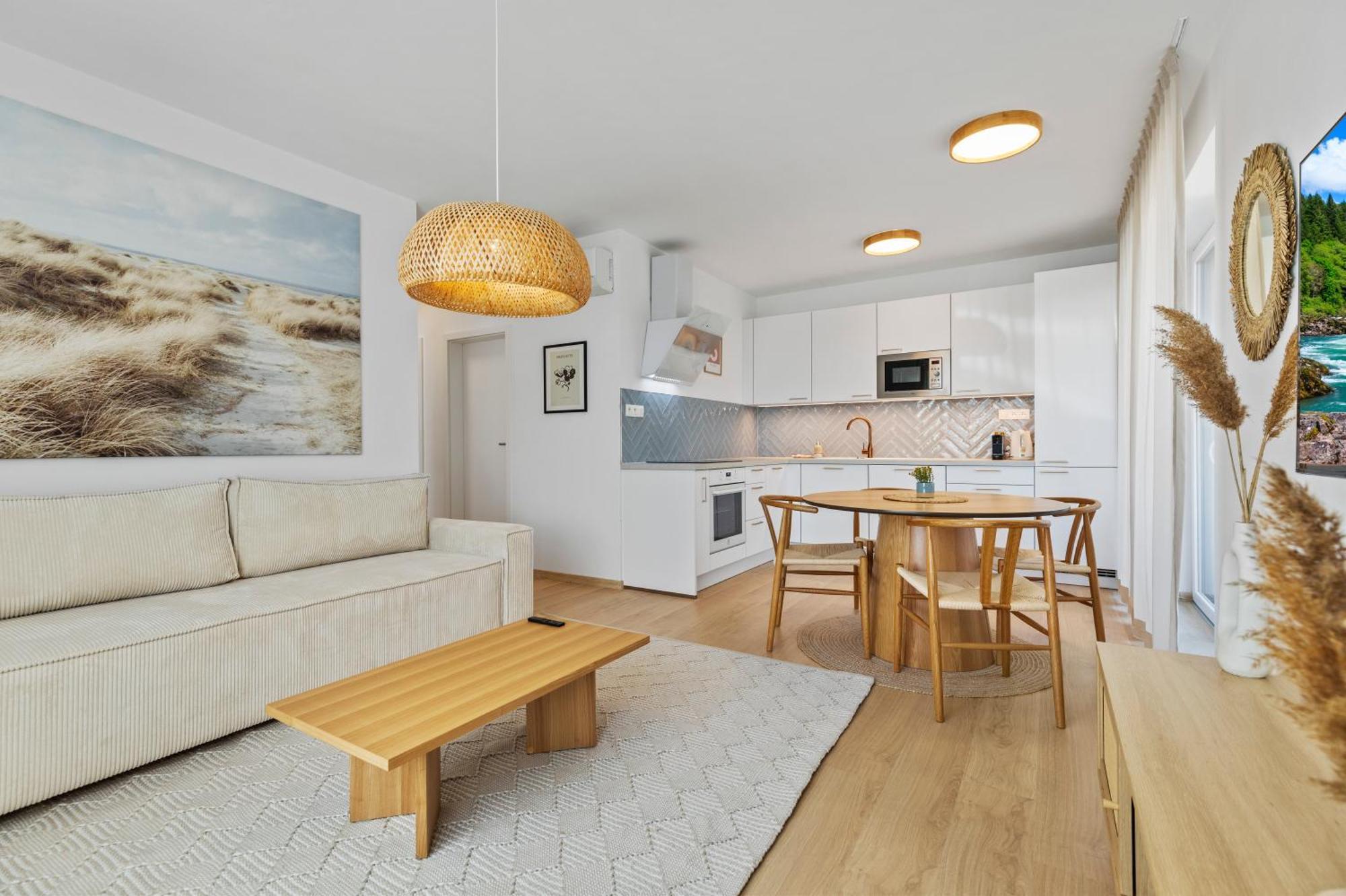 Boho Apt W Jacuzzi, Grill & Garden 모드라 외부 사진